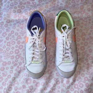 Nike Lime Green Sneakers